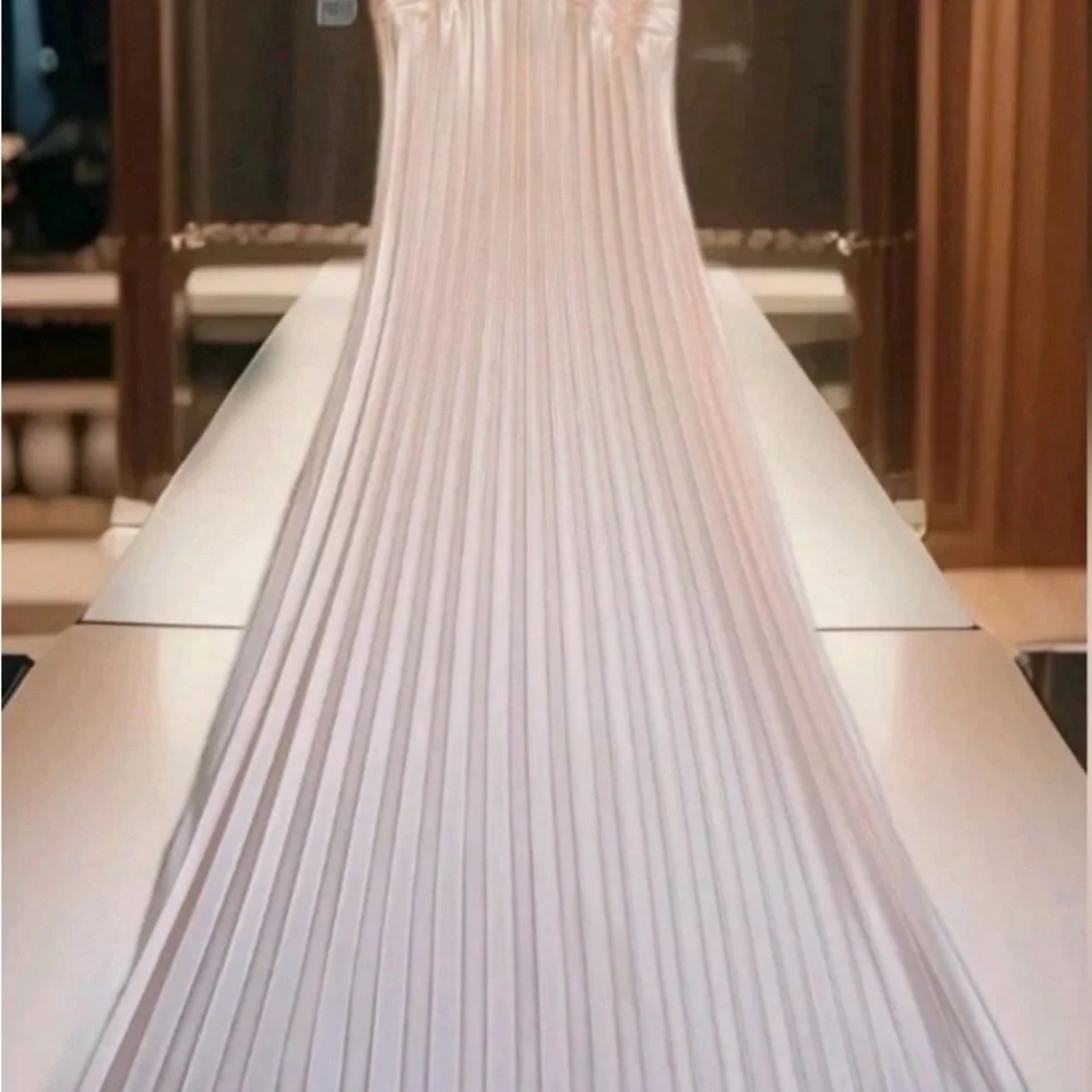 Delicates V-Neck Nightgown - Picture 3 of 7